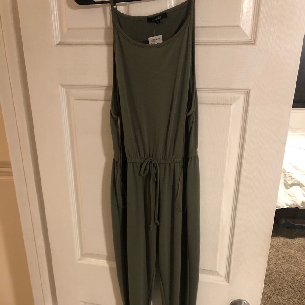 Romper (pants)